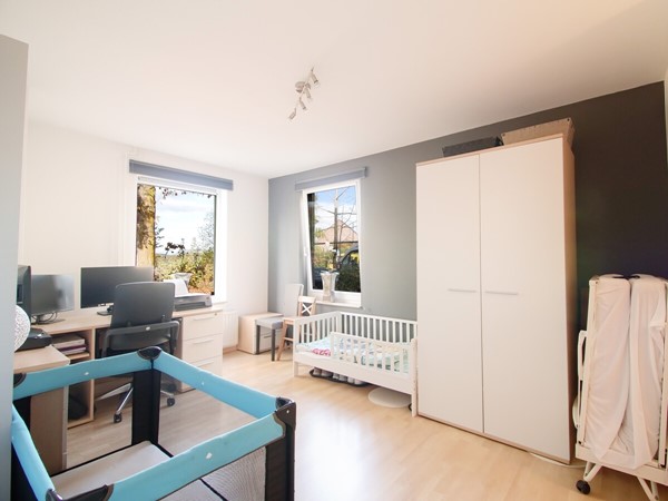 Foto - Te koop: Vrijstaande woning uit 1990 in Vaals met hoogwaardige afwerking, voldoende ruimten, garage en tuin op een ruim perceel